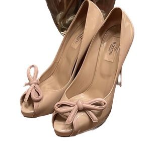 Stunning Valentino heels